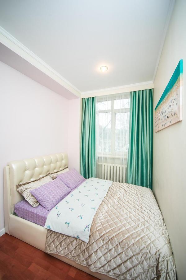 Apartment Ploshchad Pobedy 3 komnaty Mińsk Zewnętrze zdjęcie