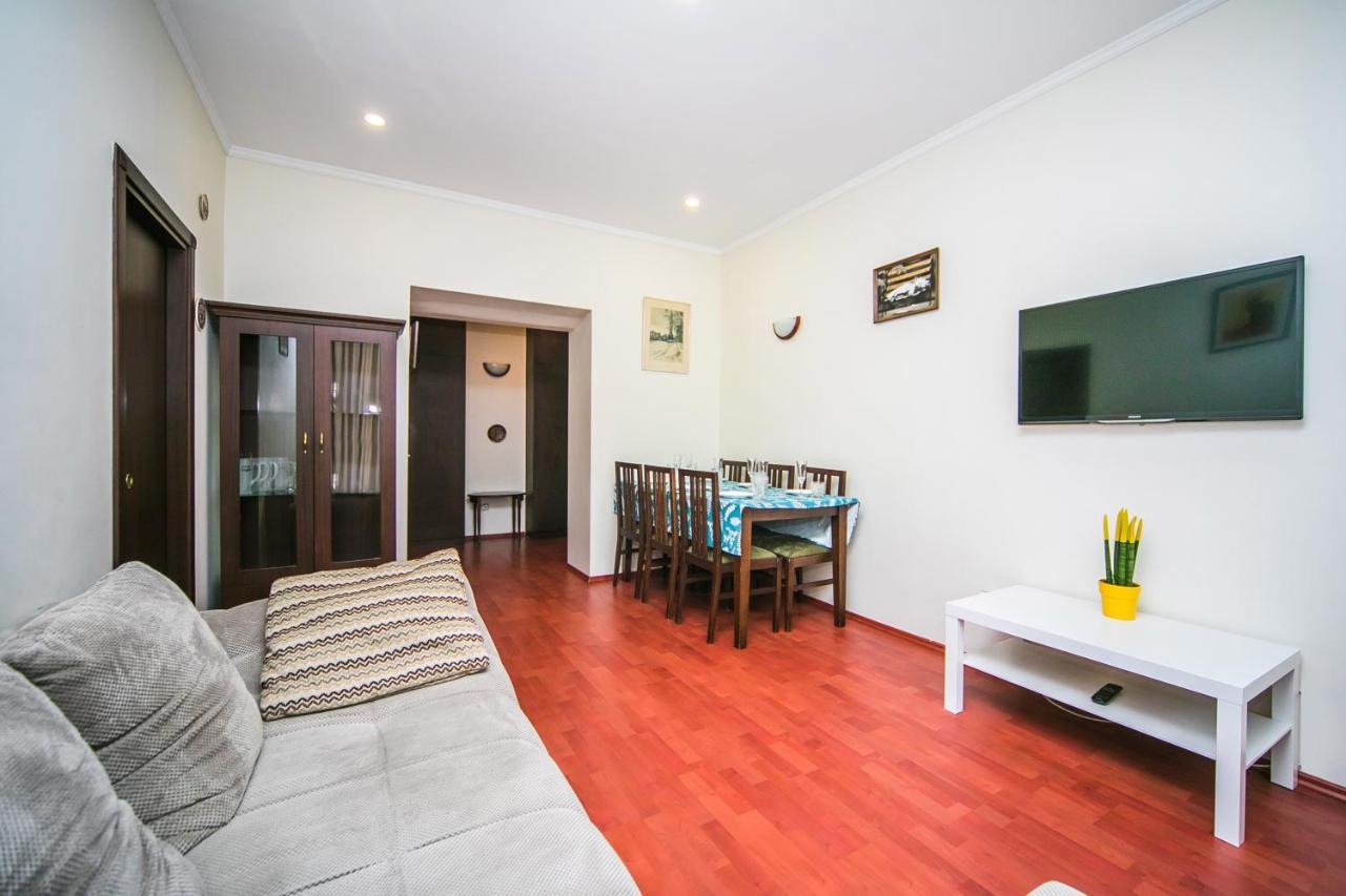 Apartment Ploshchad Pobedy 3 komnaty Mińsk Zewnętrze zdjęcie